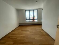 Cambridge Road (D8), Terrace #535483121